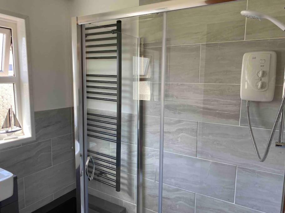 Sea View Bungalow In Carbis Bay Sleeps 6 Exterior foto